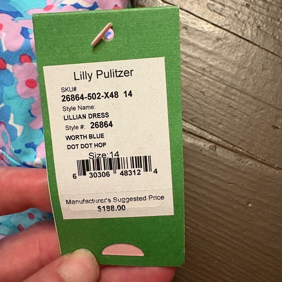 Lilly Pulitzer - Picture 4 of 4